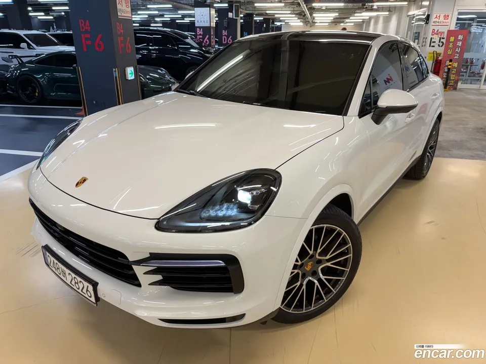 Porsche Cayenne 3.0 2023 — photo 1, buy with delivery to Moscow