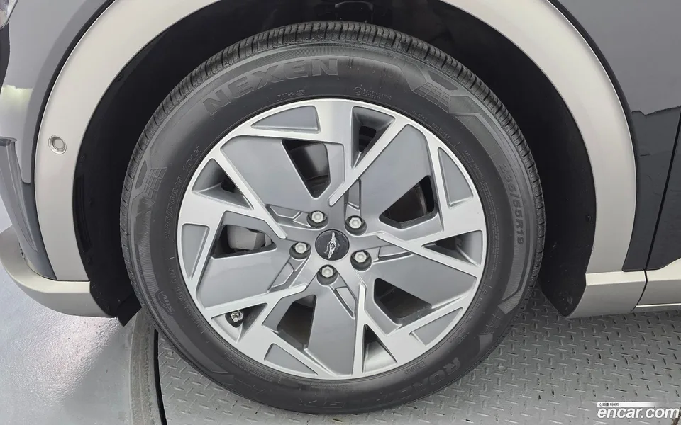 Genesis GV60 2022 — thumbnail 5