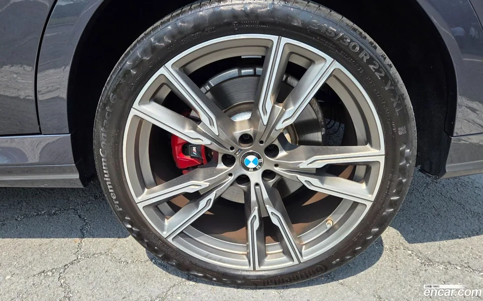 BMW X6 M50i 2022 — thumbnail 5
