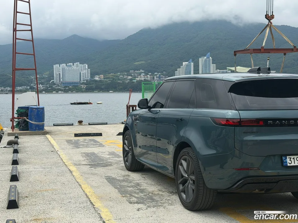 Land Rover Range Rover Sport D300 HSE 2023 — thumbnail 3
