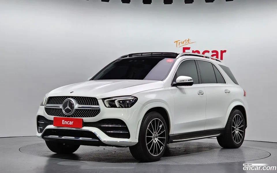 Mercedes-Benz GLE-Class GLE450 4MATIC 2023 — photo 1, buy with delivery to Moscow