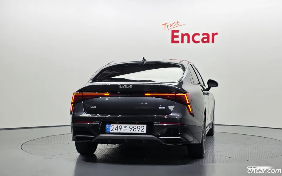 Kia K5 Hybrid 2025 — thumbnail 4