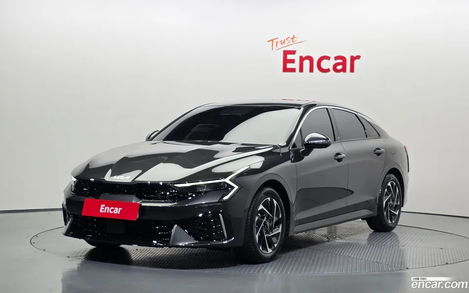 Kia K5 Hybrid 2025 — photo 1, buy with delivery to Moscow