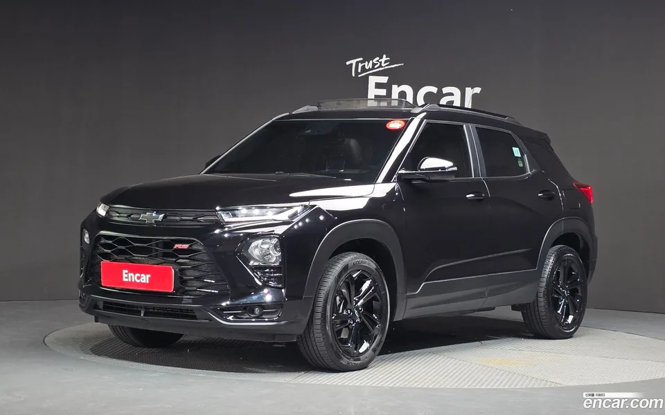 Chevrolet Trailblazer 1.3 4WD 2023 — photo 1, buy with delivery to Moscow