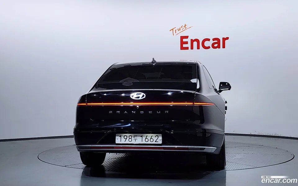 Hyundai Grandeur 2.5 2WD 2023 — миниатюра 4