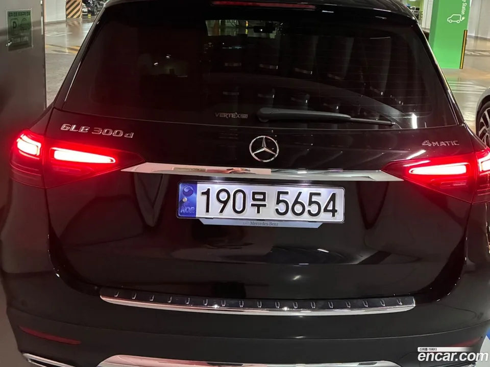 Mercedes-Benz GLE-Class GLE300d 4MATIC 2024 — thumbnail 5