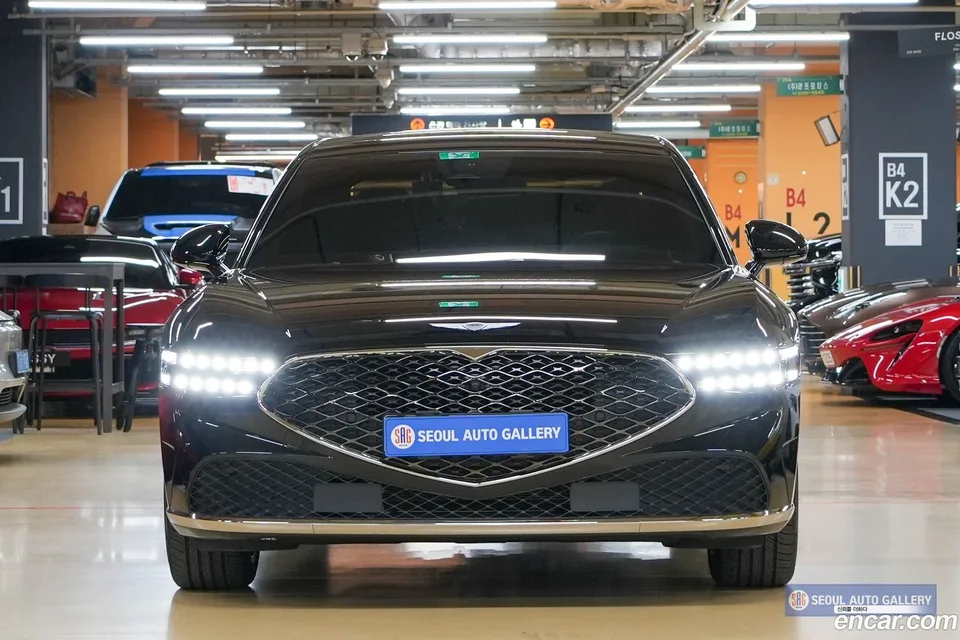 Genesis G90 3.5 AWD 2022 — фото 1, купить с доставкой в Москву