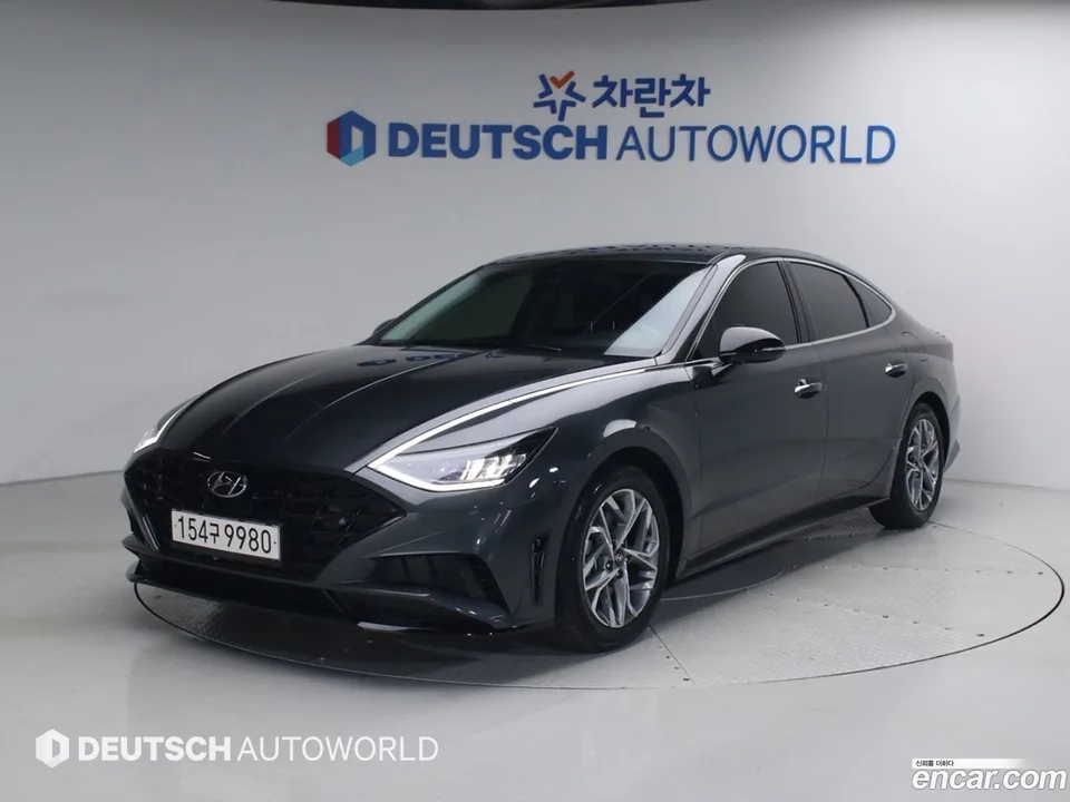 Hyundai Sonata 2.0 2022 — photo 1, buy with delivery to Moscow