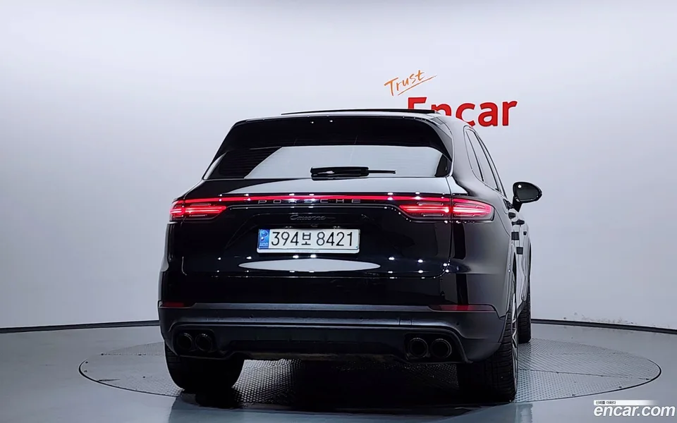 Porsche Cayenne 3.0 E- 2022 — thumbnail 4