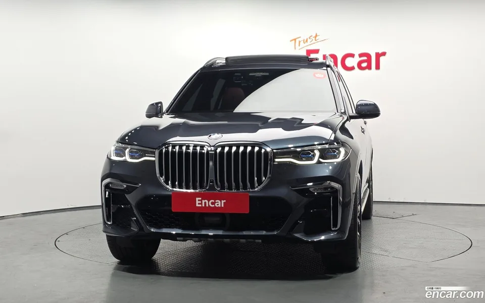 BMW X7 xDrive 40i M 6 2022 — thumbnail 3
