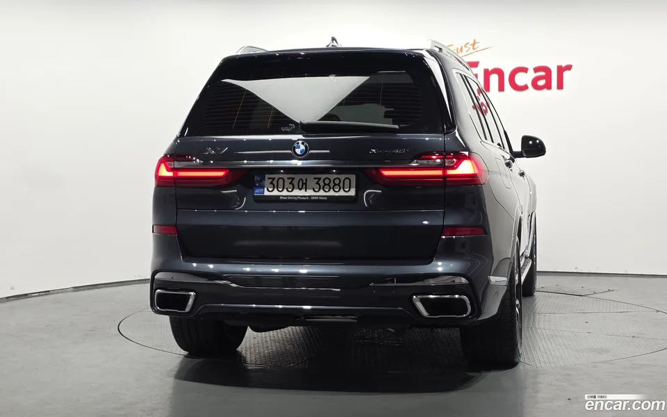 BMW X7 xDrive 40i M 6 2022 — thumbnail 4