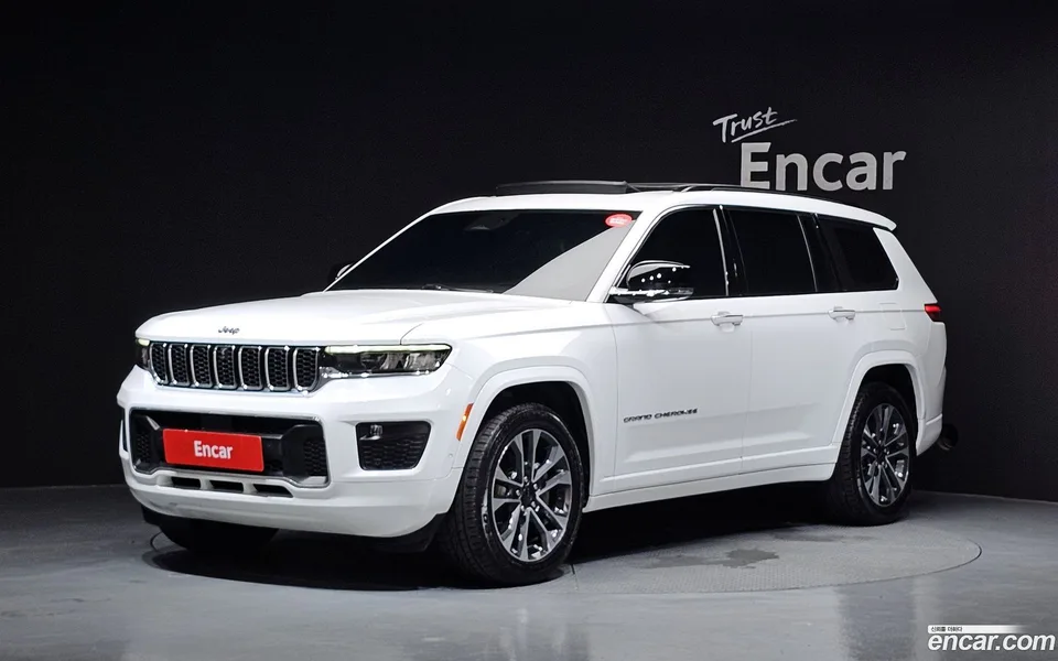 Jeep Grand Cherokee L 3.6 2022 — photo 1, buy with delivery to Moscow