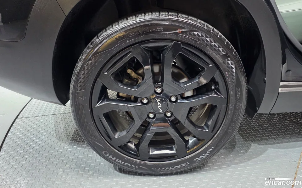 Kia Seltos 1.6 2WD 2023 — thumbnail 2