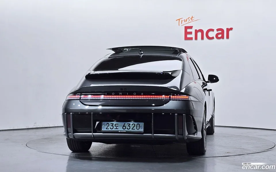 Hyundai Ioniq 6 2022 — thumbnail 4