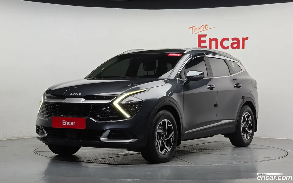 Kia Sportage 1.6 2WD 2022 — photo 1, buy with delivery to Moscow