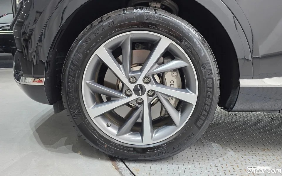 Genesis GV80 2.5T 2WD 2023 — thumbnail 5
