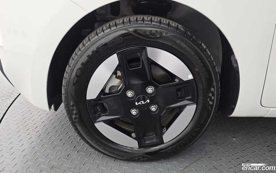 Kia Ray EV 2023 — thumbnail 2
