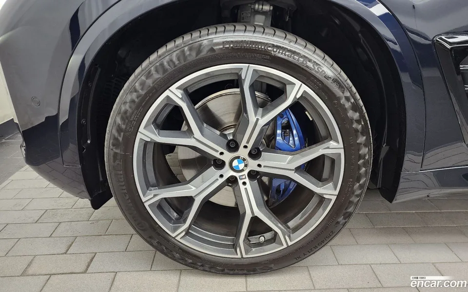BMW X5 xDrive 40i M 2024 — thumbnail 2