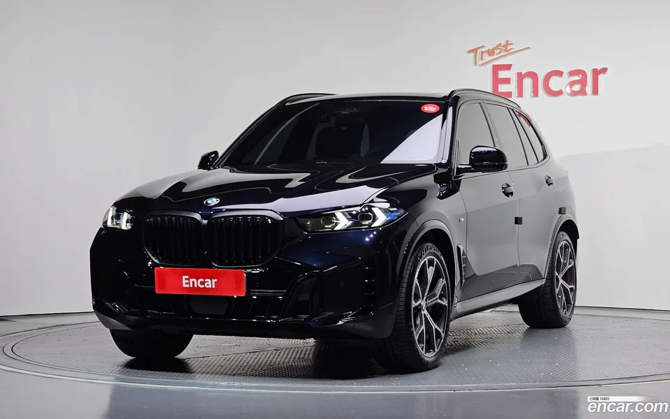 BMW X5 xDrive 40i M 2024 — photo 1, buy with delivery to Moscow
