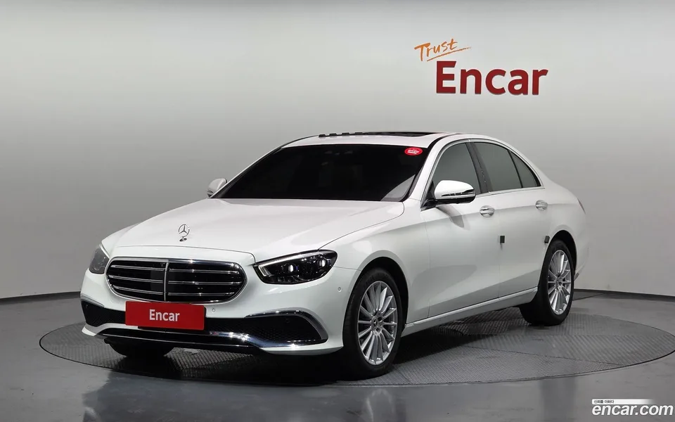 Mercedes-Benz E-Class E250 2022 — photo 1, buy with delivery to Moscow