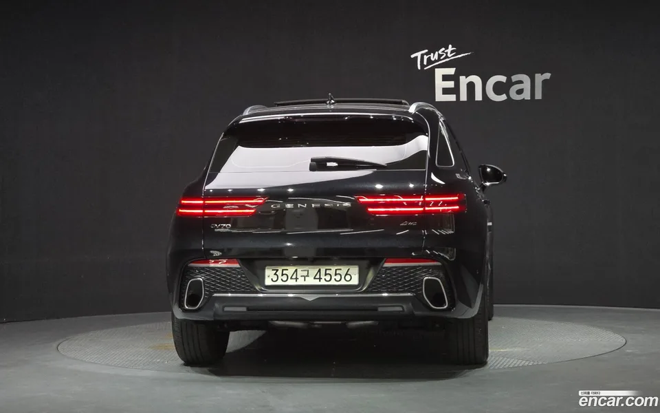Genesis GV70 2.5T AWD 2023 — thumbnail 4