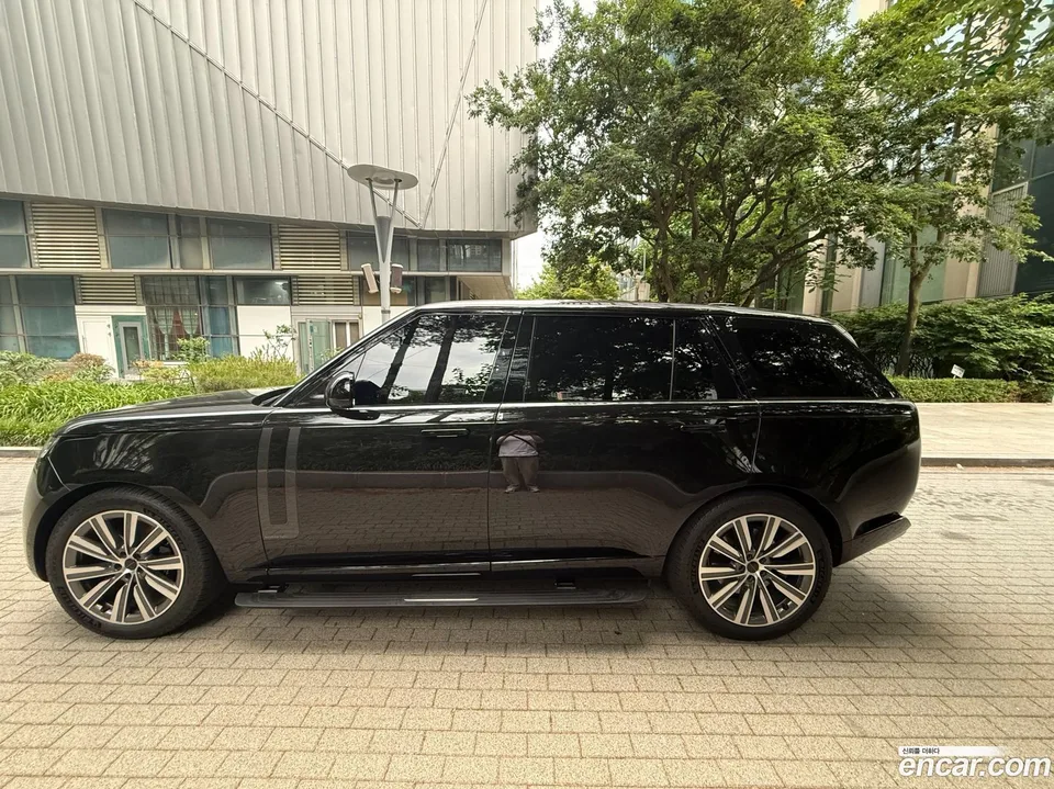 Land Rover Range Rover P530 AB LWB 2026 — thumbnail 4