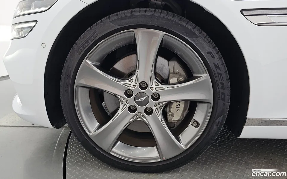 Genesis G80 2.5 AWD 2022 — thumbnail 2