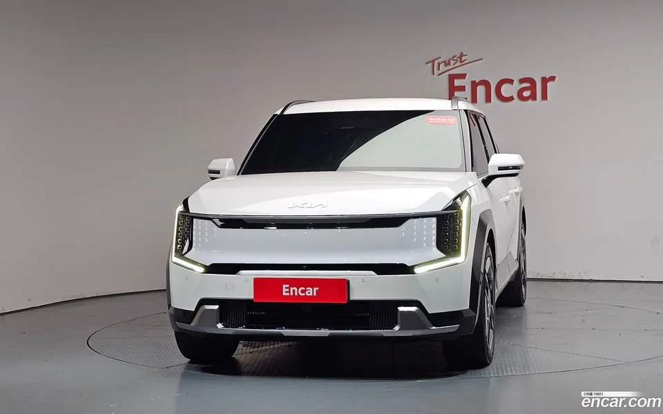 Kia EV9 4WD 2023 — thumbnail 3