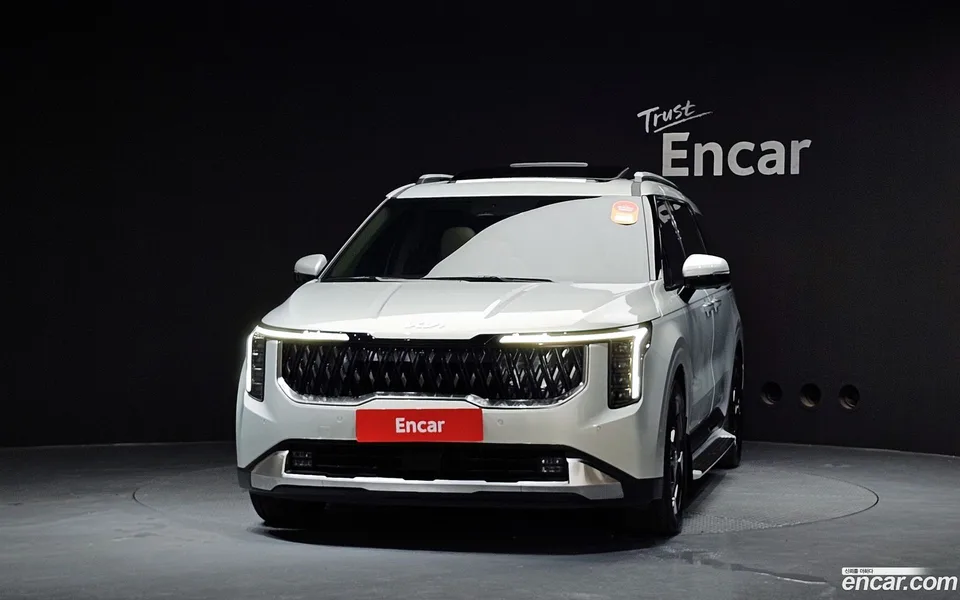 Kia Carnival 9 2025 — thumbnail 3