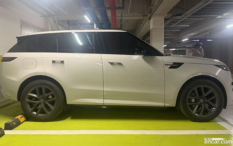 Land Rover Range Rover Sport P360 HSE 2025 — thumbnail 4
