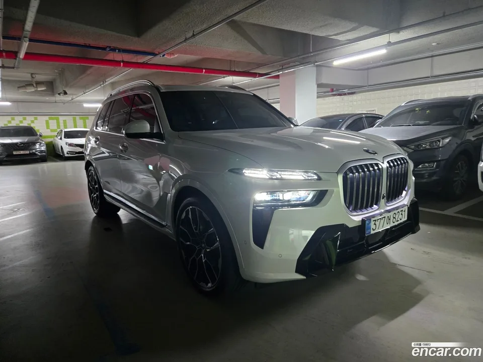 BMW X7 xDrive 40i M 6 2026 — thumbnail 3