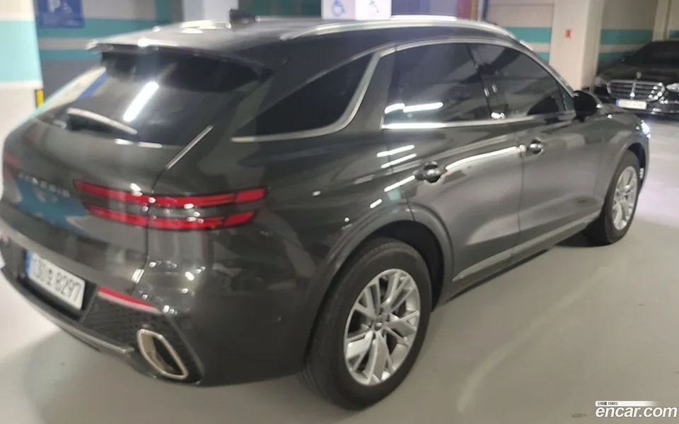 Genesis GV70 2.5T 2WD 2024 — thumbnail 4