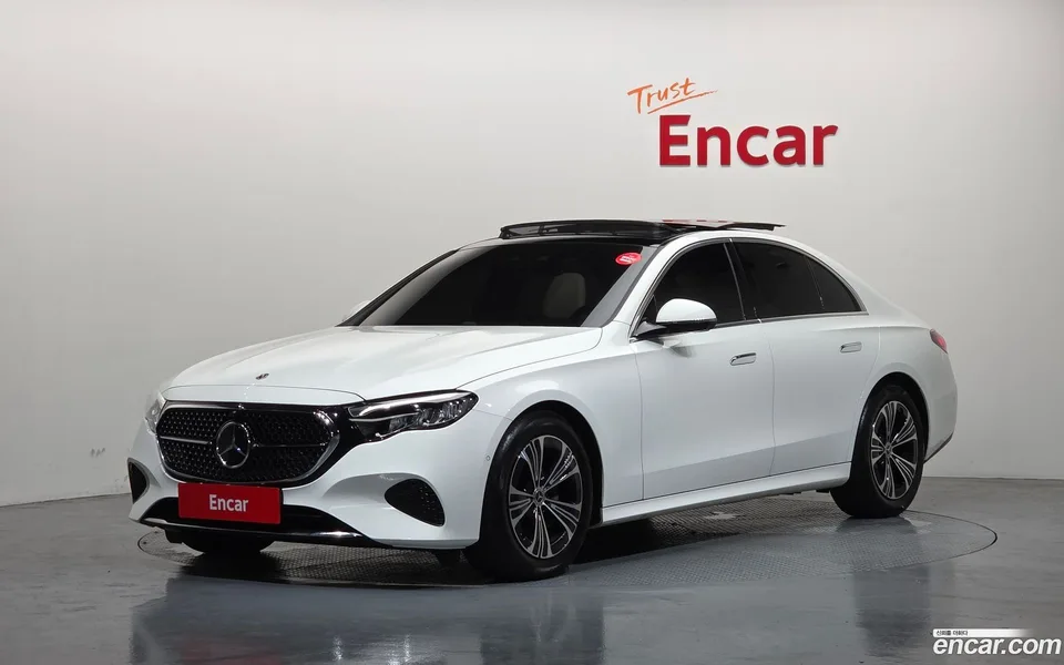 Mercedes-Benz E-Class E200 2025 — photo 1, buy with delivery to Moscow