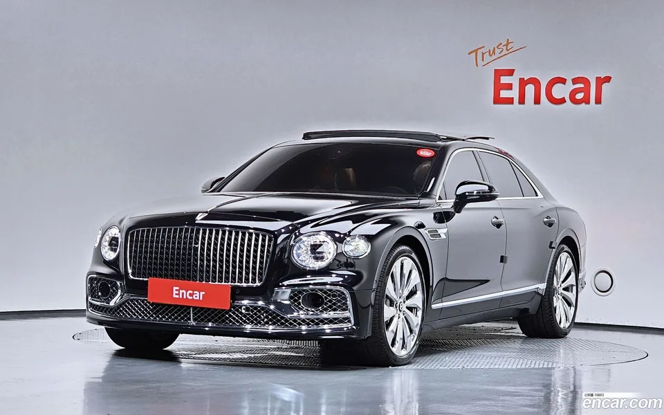 Bentley Flying Spur 4.0 2022 — photo 1, buy with delivery to Moscow