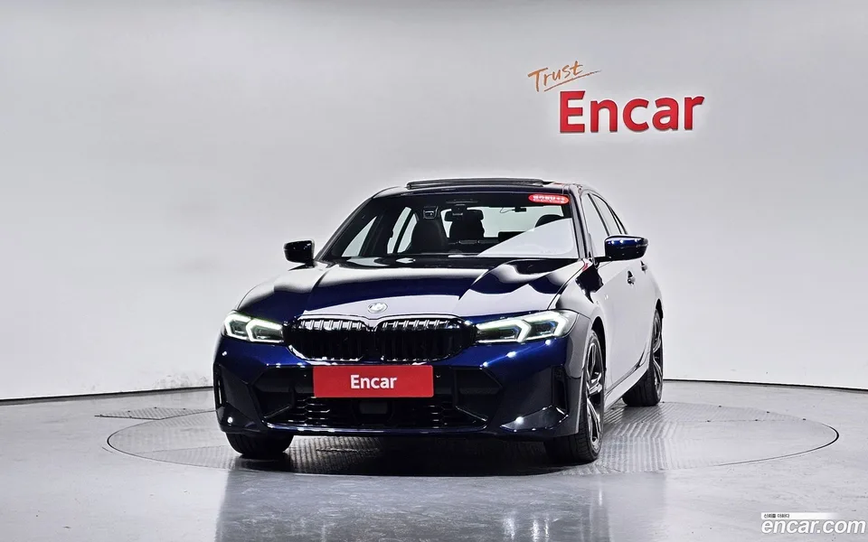 BMW 3 Series 320i M 2025 — thumbnail 3