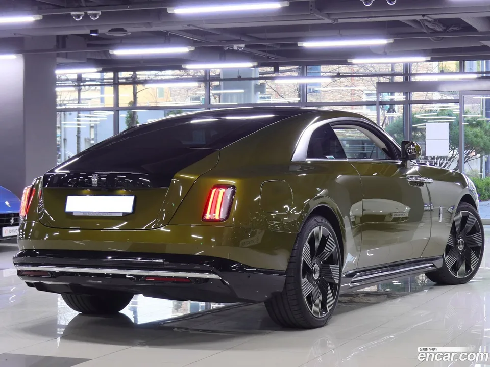 Rolls-Royce Spectre 2024 — thumbnail 3