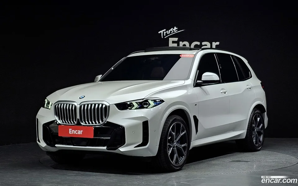 BMW X5 xDrive 40i M 2025 — photo 1, buy with delivery to Moscow