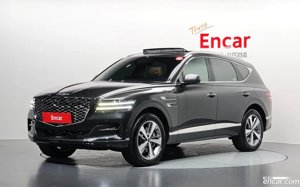 Genesis GV80 2.5T AWD 2023 — фото 1, купить с доставкой в Москву
