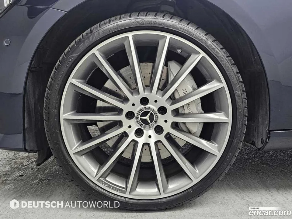 Mercedes-Benz E-Class E450 4MATIC 2023 — thumbnail 2