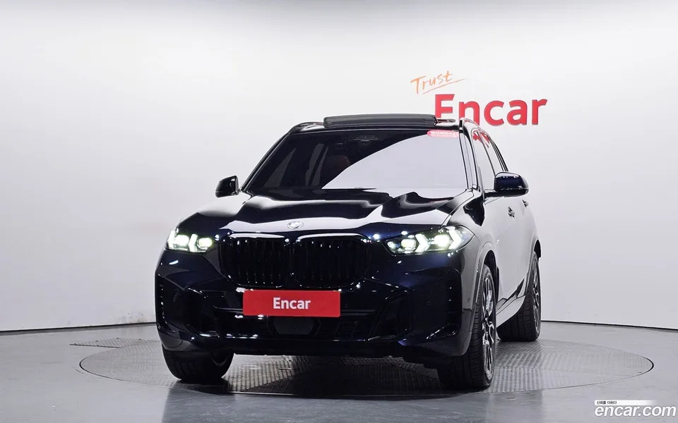 BMW X5 xDrive 40i M 2025 — thumbnail 3
