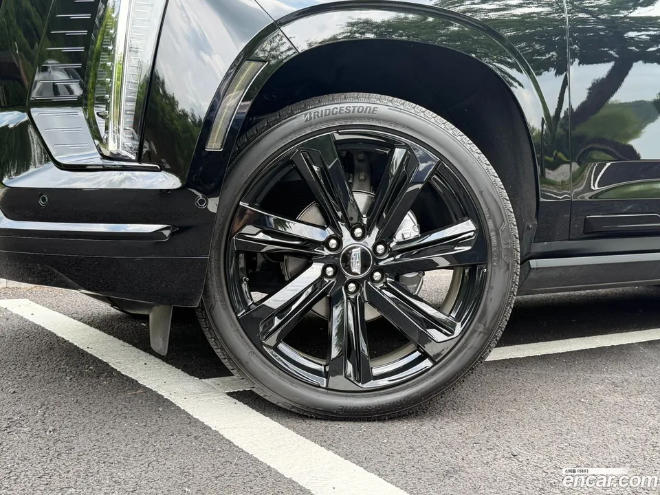 Cadillac Escalade 6.2 ESV 2025 — thumbnail 4