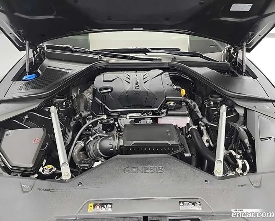 Genesis G80 2.5 AWD 2024 — thumbnail 2