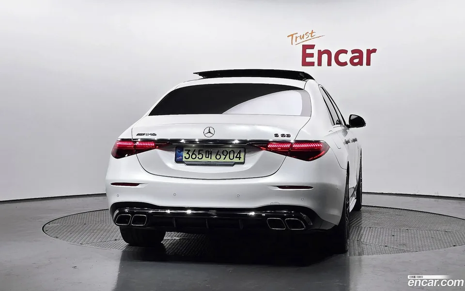 Mercedes-Benz S-Class AMG S63 E 4MATIC 2024 — thumbnail 4