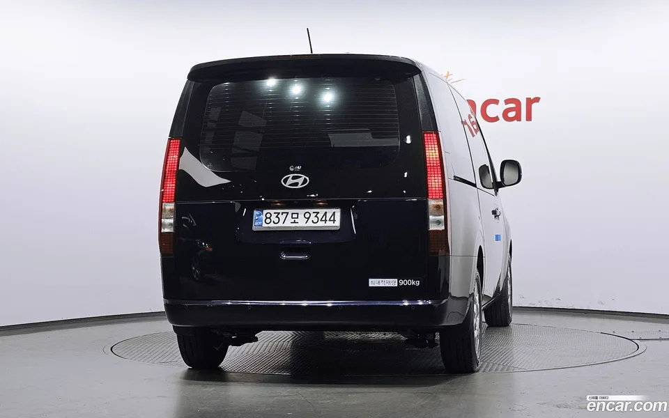 Hyundai Staria HEV 1.6 3 2024 — thumbnail 4