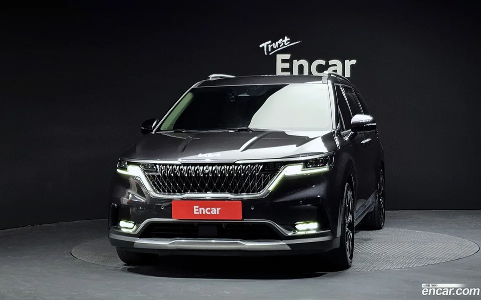 Kia Carnival 9 2022 — thumbnail 3