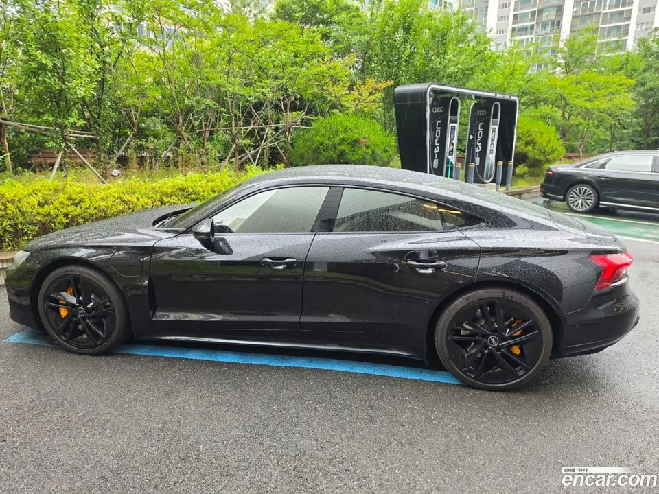 Audi S e- GT GT S 2025 — thumbnail 3