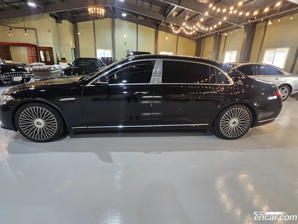 Mercedes-Benz S-Class S680 4MATIC 2023 — thumbnail 2