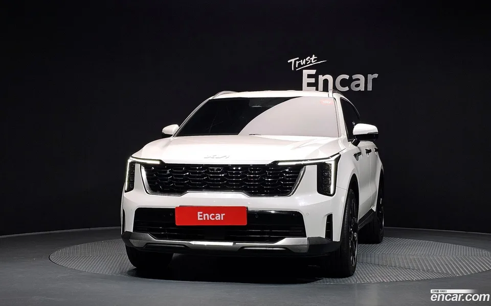Kia Sorento 2.2 2WD 2023 — thumbnail 3