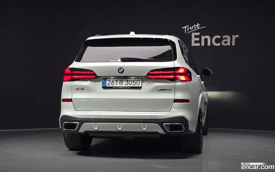 BMW X5 xDrive 40i M 2025 — thumbnail 4