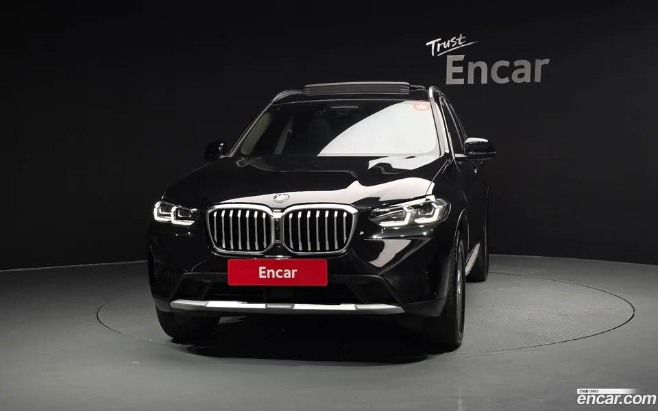 BMW X3 xDrive 20i 2023 — thumbnail 3